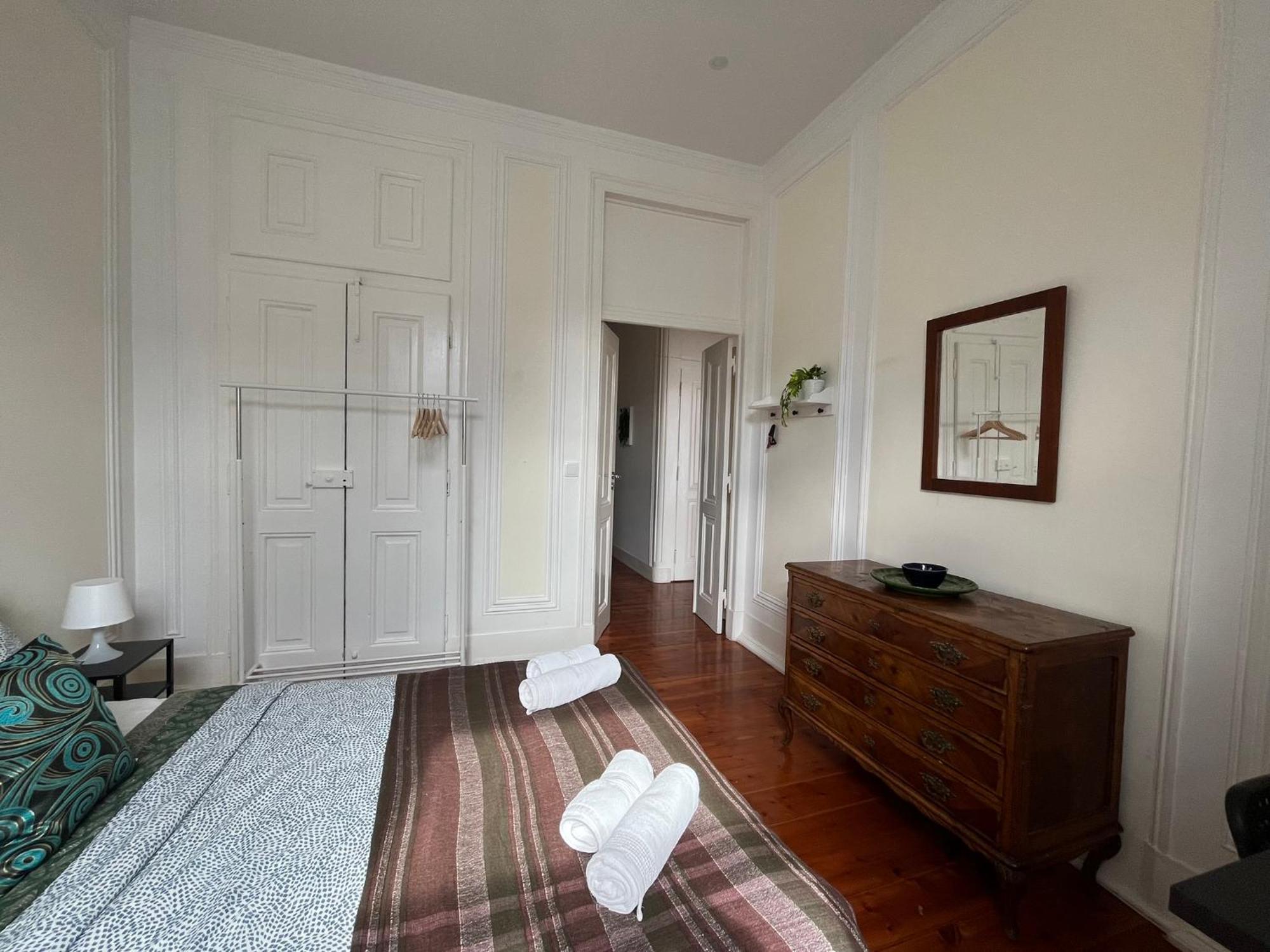 Quarto No Apartamento Pombal Lisboa Екстериор снимка