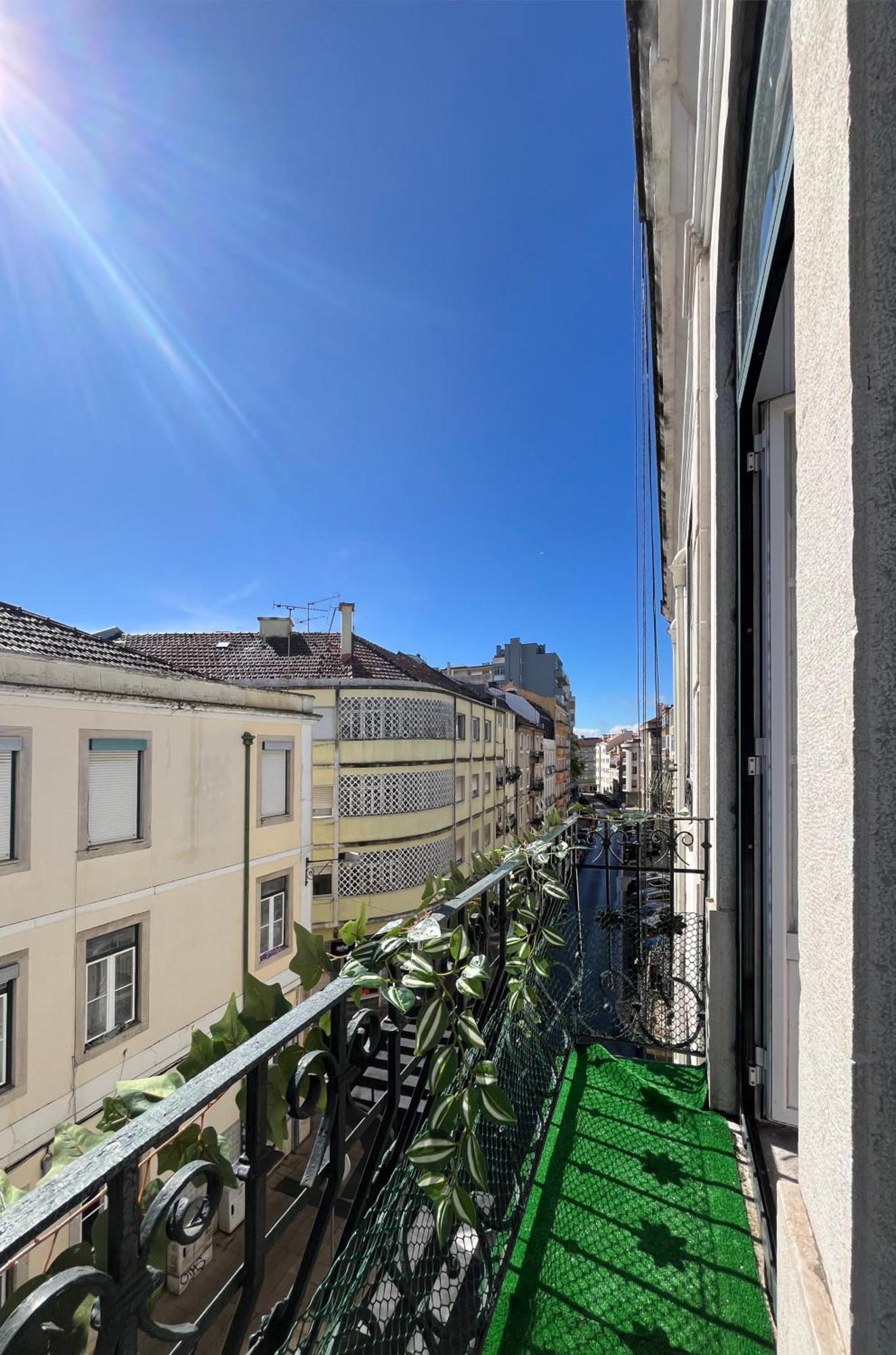 Quarto No Apartamento Pombal Lisboa Екстериор снимка
