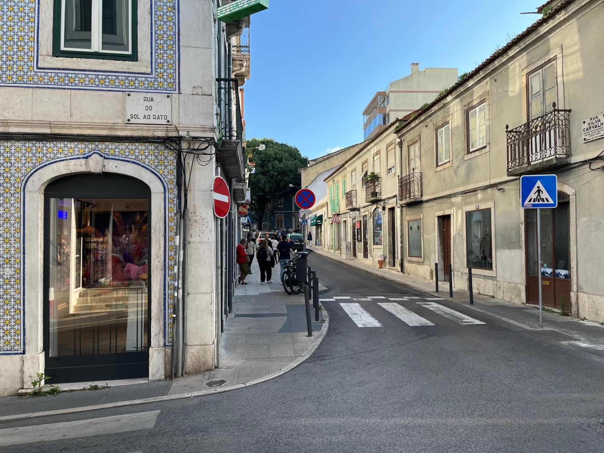 Quarto No Apartamento Pombal Lisboa Екстериор снимка