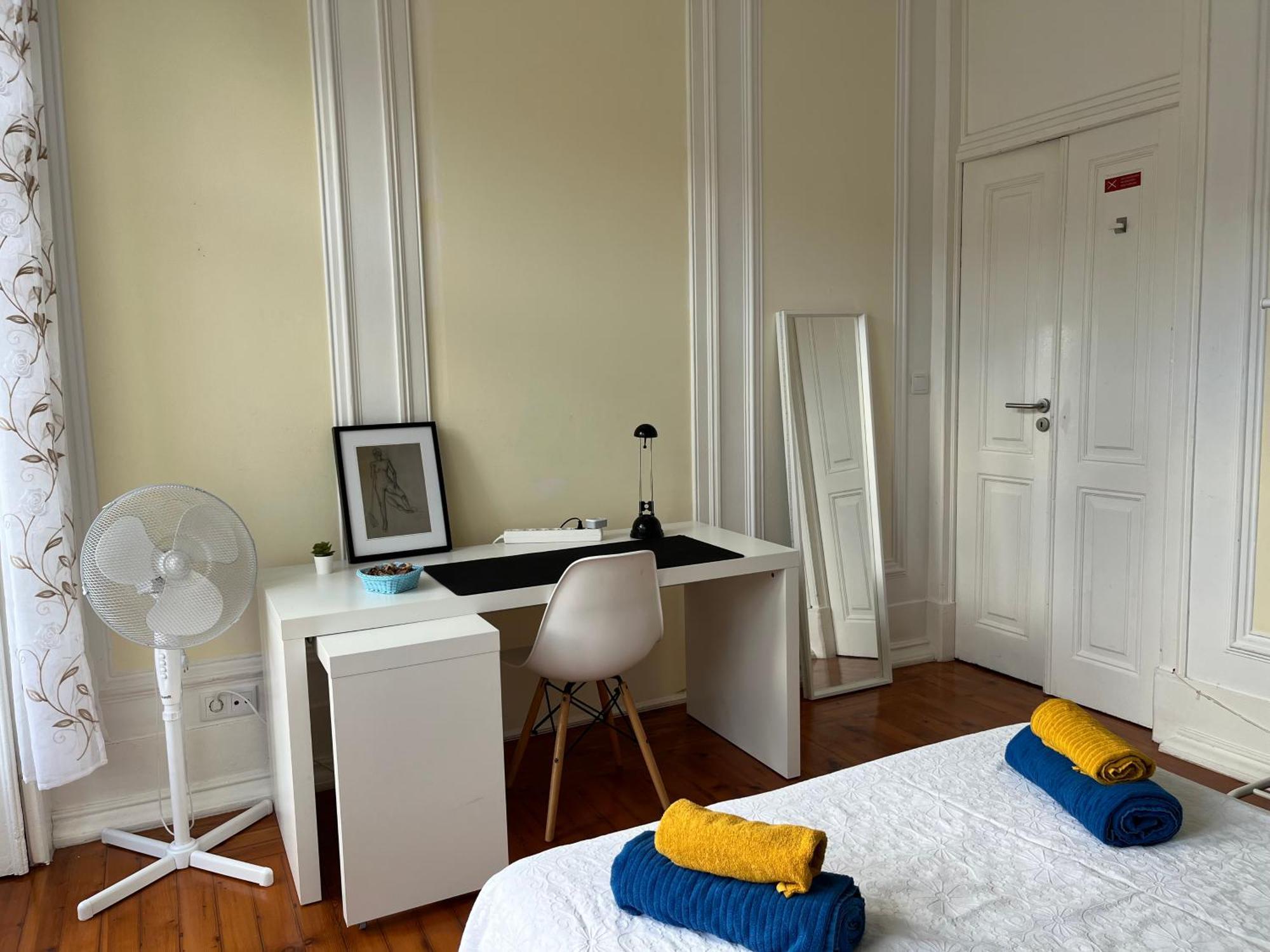 Quarto No Apartamento Pombal Lisboa Екстериор снимка