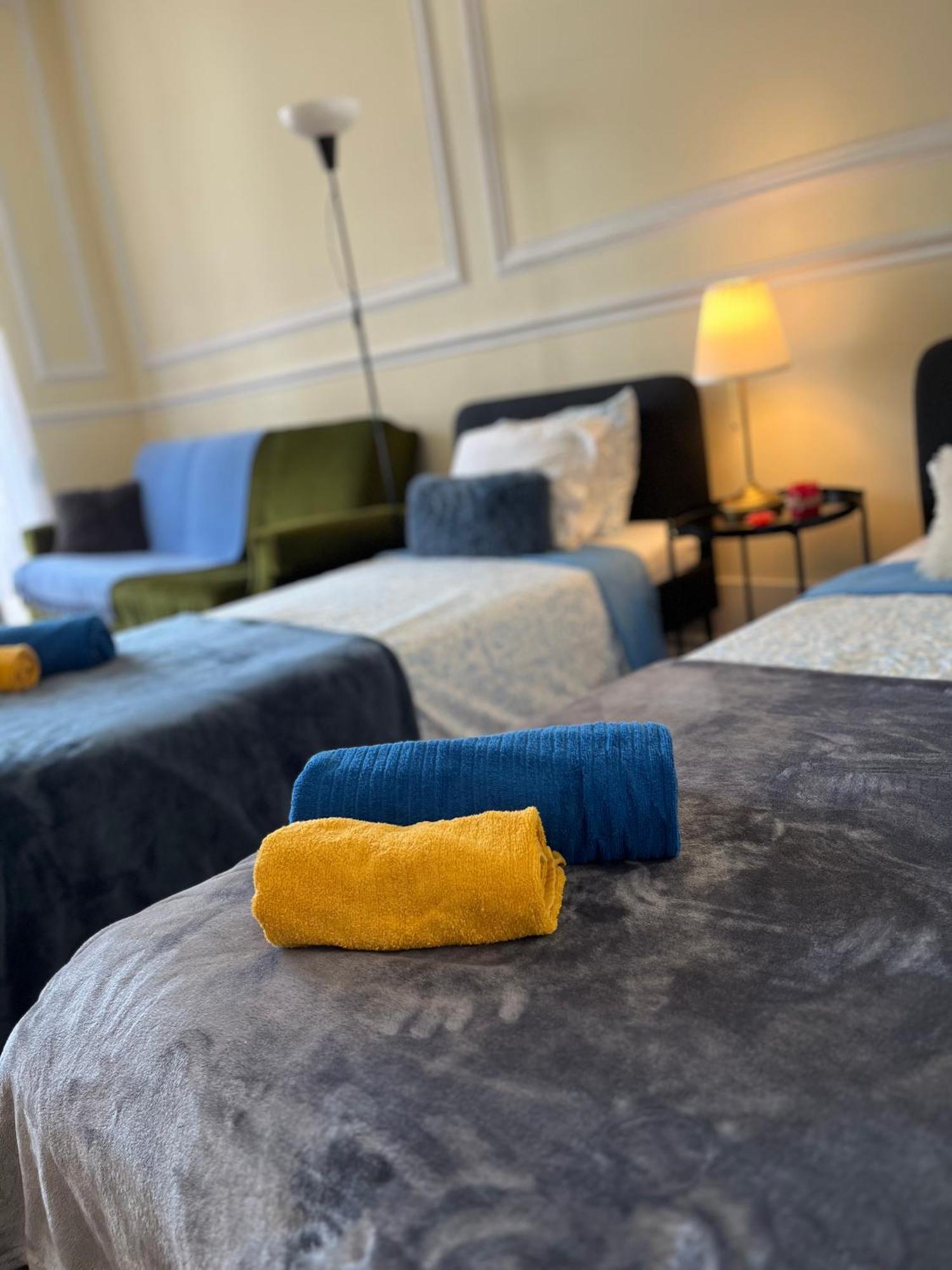 Quarto No Apartamento Pombal Lisboa Екстериор снимка
